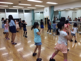桃花台中日文化センターアイドルダンス